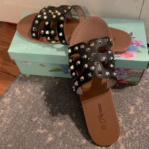 Stud Sandals Black